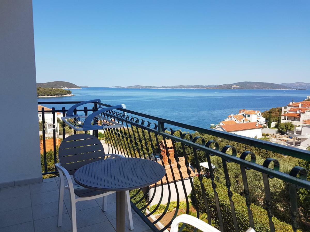 Villa Berg Maslinica Kültér fotó